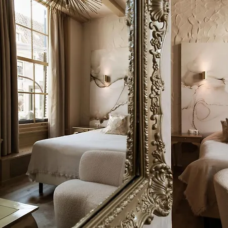 Boutique Met Tapperij Отель