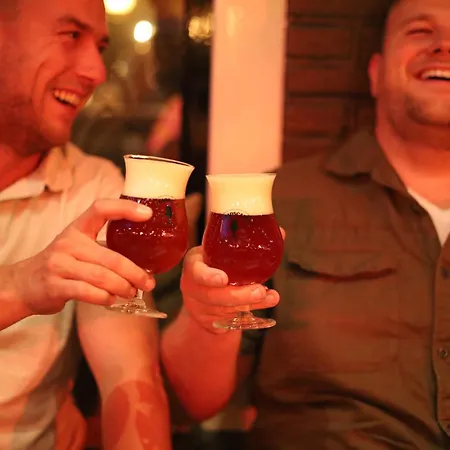 Boutique Met Tapperij Отель 3*