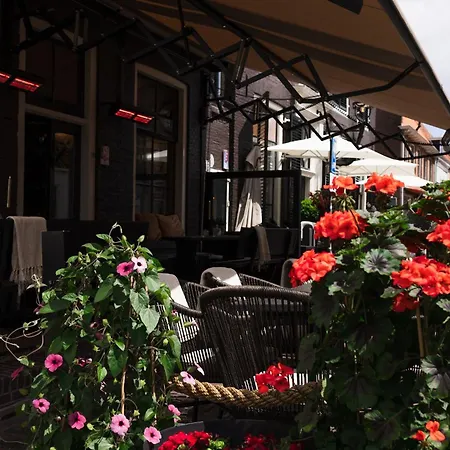 Boutique Met Tapperij ホテル エルブルグ