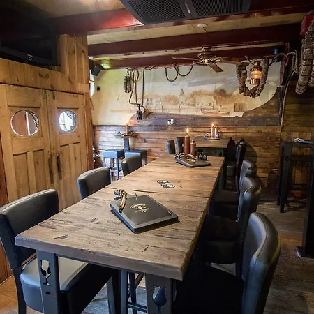 Boutique Met Tapperij