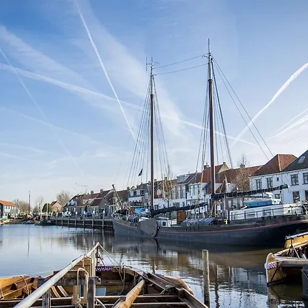 Отель Boutique Met Tapperij 3*