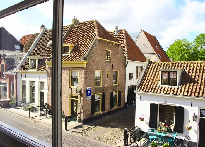 מלון Boutique Met Tapperij 3*