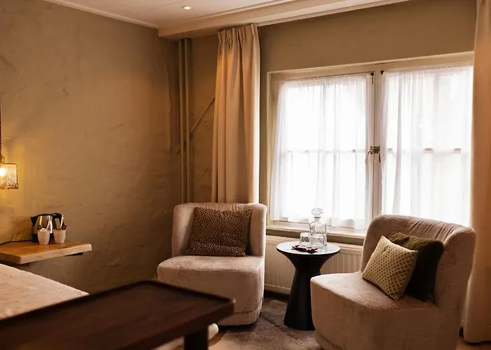 Boutique Met Tapperij 3*